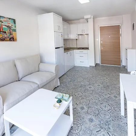 Convenient With Central Location In 아파트